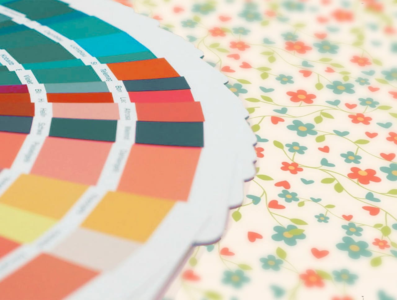 Photo of How to Color Match Vintage Wallpaper